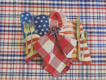 Load image into Gallery viewer, American Flag Placemat- Wavy