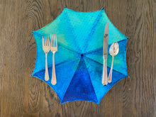 Load image into Gallery viewer, Beach Ball Placemats, Summer Decor, Table Decor, Hostess Gift, Housewarming Gift, Wedding Gift, Summer Party, Outdoor Decor, Placemats