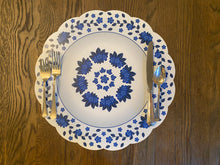 Load image into Gallery viewer, Chinoiserie Placemat- Blue and White