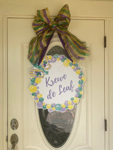 Load image into Gallery viewer, mardi gras bead wreath door hanger