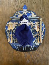 Load image into Gallery viewer, Ginger Jar Placemat Wipeable Indooor Outdoor Chinoiserie Blue and White China Table setting

