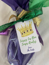 Load image into Gallery viewer, watercolor crown gift tag
