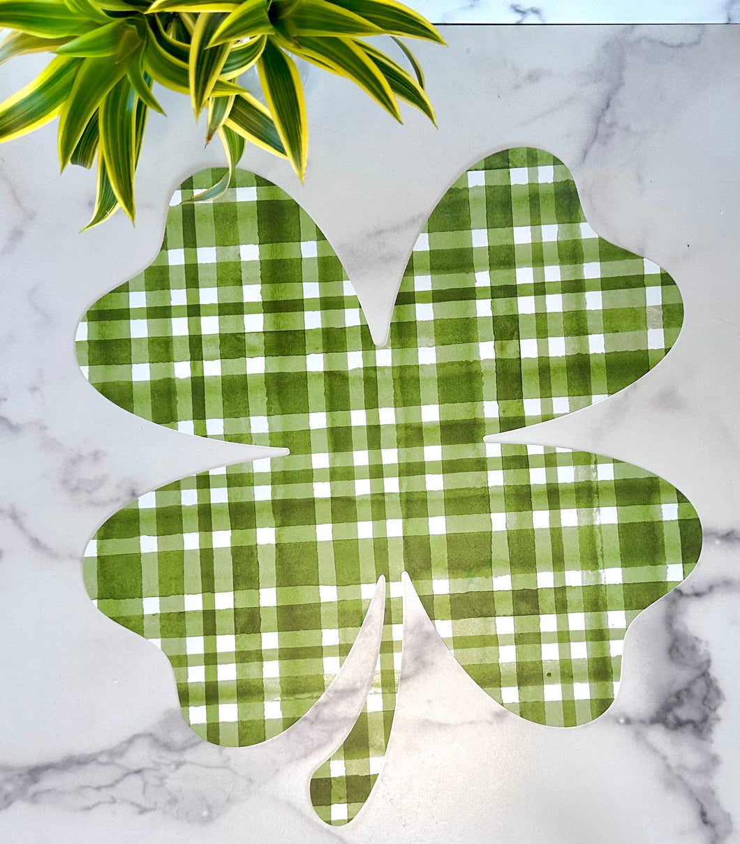 Shamrock Four Leaf Clover Placemat Charger Green Luck of the irish Plaid Ireland